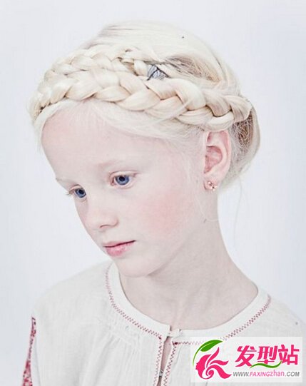 儿童编发发型图片教程 北欧民族风海蒂辫编发