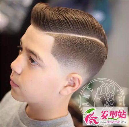 绅士油头发型 小男孩发型设计-儿童发型-发型站_最新流行发型设计发型图片与美发造型门户网