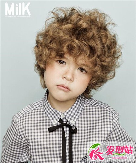 儿童纹理卷发型 帅气男孩发型-儿童发型-发型站