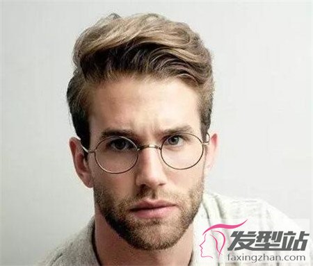 戴眼镜的男生发型 文艺范吸睛又显帅气