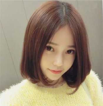梨花头自己怎么吹 女生中分短发梨花头发型