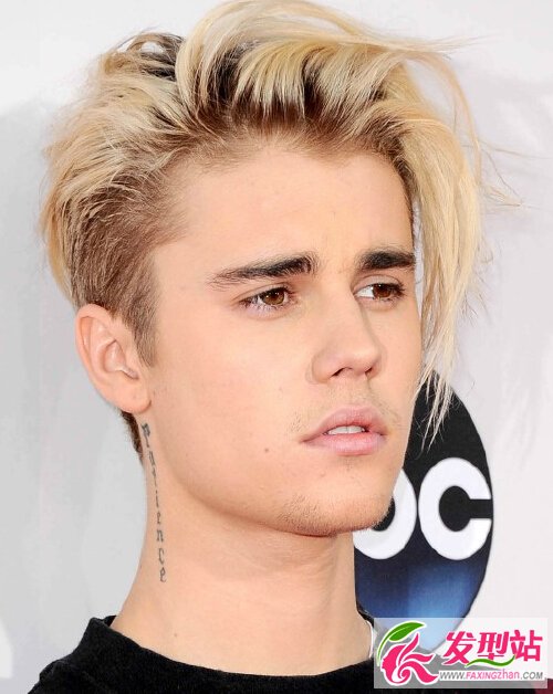 【男生发型视频】如何打造贾斯汀·比伯发型?