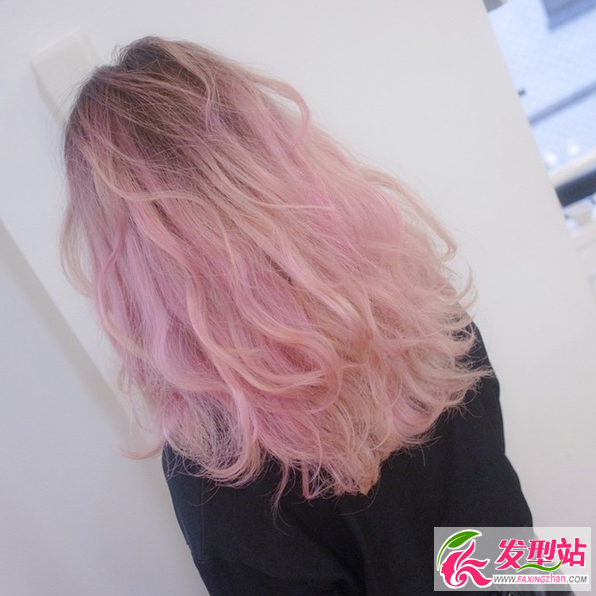 樱珊瑚色头发效果图樱花奶油粉色染发图片大全