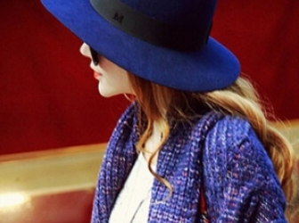 Ů��������ñ���䷢�� չŮ������ʱ�з��