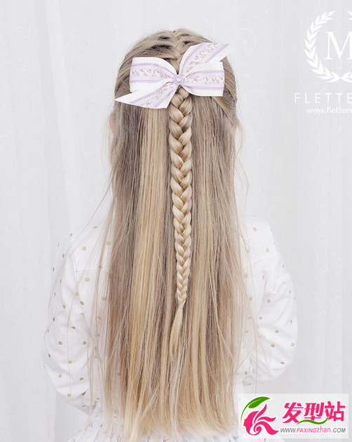 今年流行的儿童发型 40款最美小女孩编发扎发