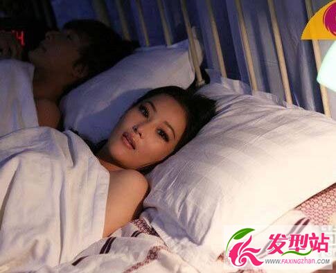 张馨予周杰伦厕所kj视频截图