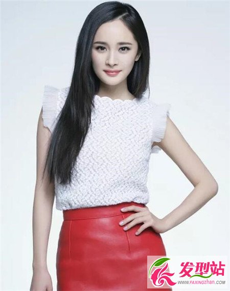 大幂幂不仅在发型上百变,也是行走的衣架子呢.