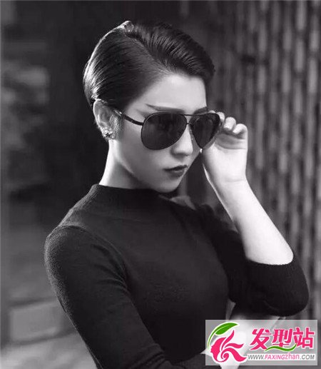 2017油头女生发型 发型有点油更时尚