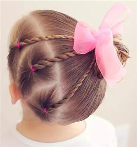 三岁小女孩发型 花样丸子头扎发