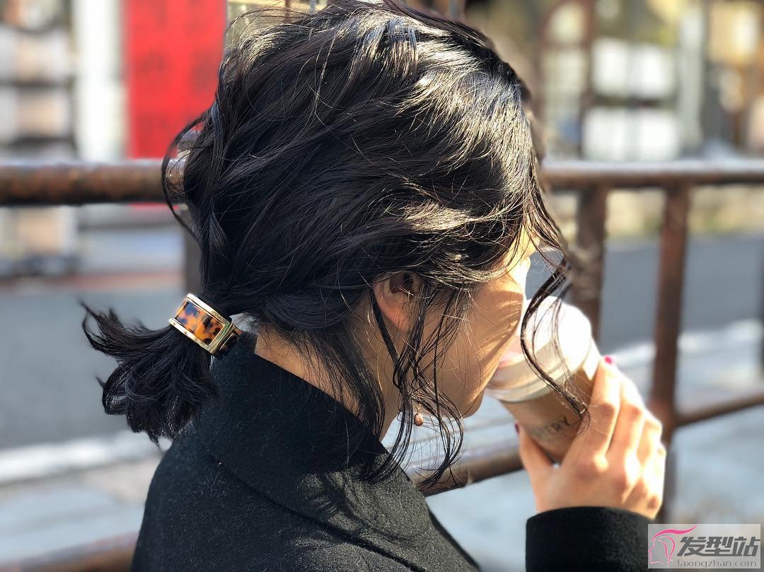 发型对应脸型分析短发发型不同长度卷度设计