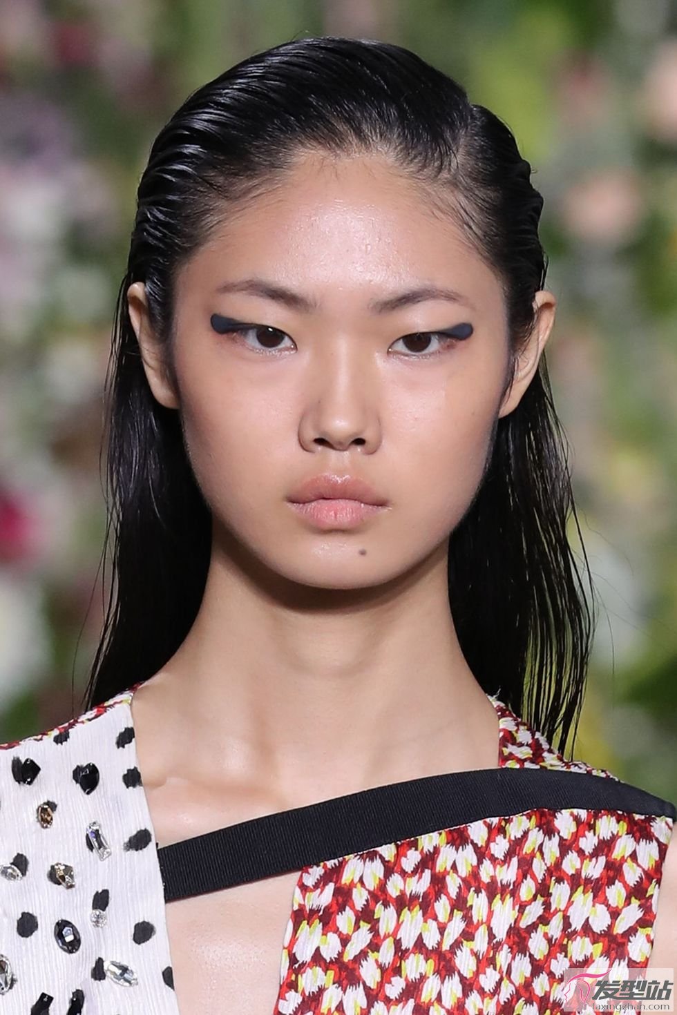 欧美展台的新发型_发型站_最新流行发型设计发型图片与美发造型门户网