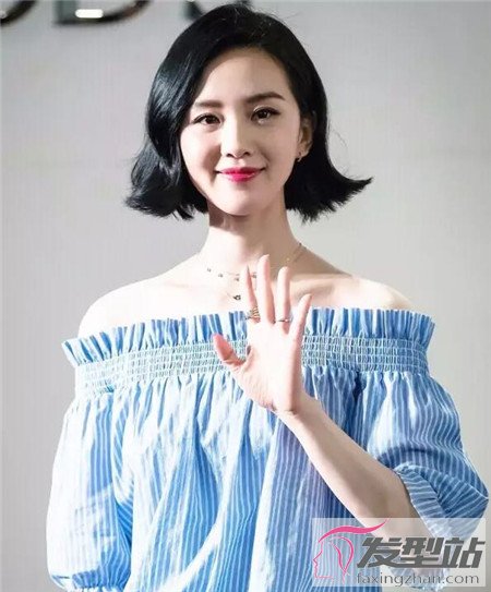 短发女生做什么造型好看 发尾外翘短发气质减龄显脸小