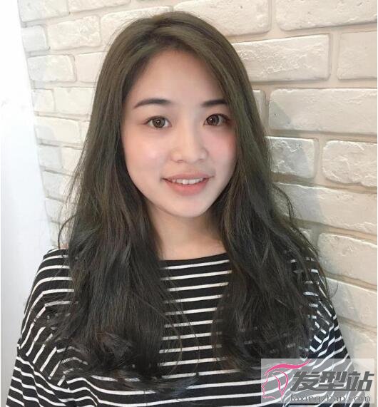 女生面试最合适的发型 简单大方又能印象深刻的发型绝对能大加分