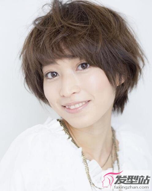 方脸适合的发型短发齐耳短波波头露耳超短发都可以