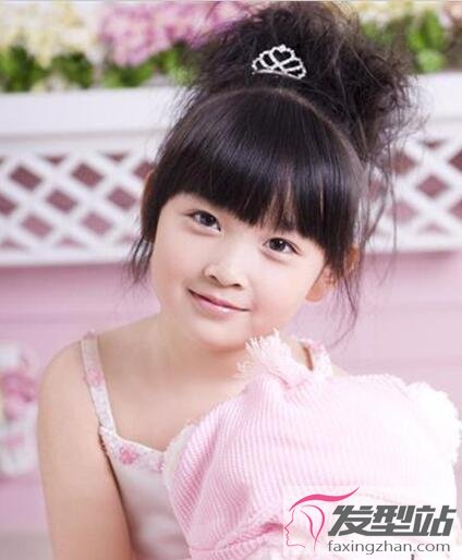 小孩跳舞盘发发型 简约大方不乱还好看