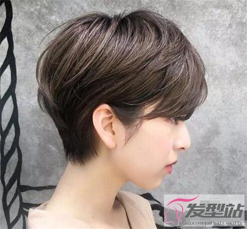 女生漏耳短发发型超帅气巨有型做个短发酷girl