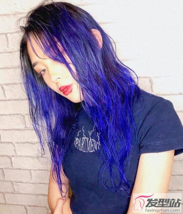 2020年最强发色推荐今年轮到电光蓝色成为皇道