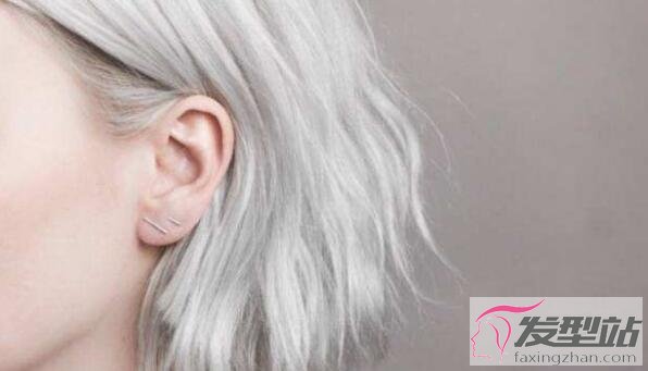 银白色发色怎么调出来 多种方法都可以做到 问答 发型站 最新流行发型设计发型图片与美发造型门户网