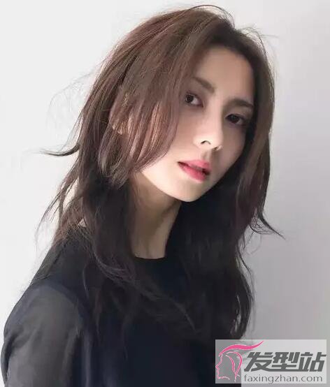 女生摩根烫发发型蓬松显发量不贴头皮