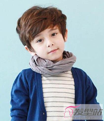 韩式小男孩短发发型 时尚帅气变身小正太