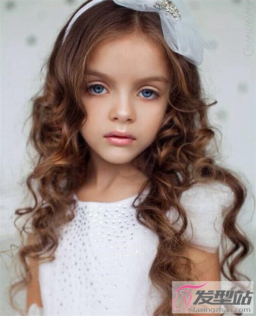 3岁小姑娘发型图片