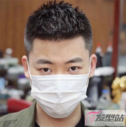 两边铲个性男生短发打造清爽时尚潮男