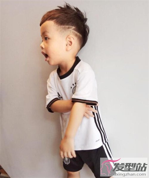 10款超可爱男童发型帅气萌娃时尚来袭