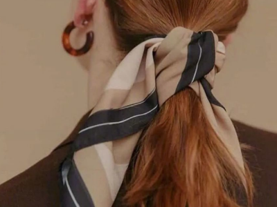 最简单的丝巾马尾发型 全世界的小姐姐都在扎