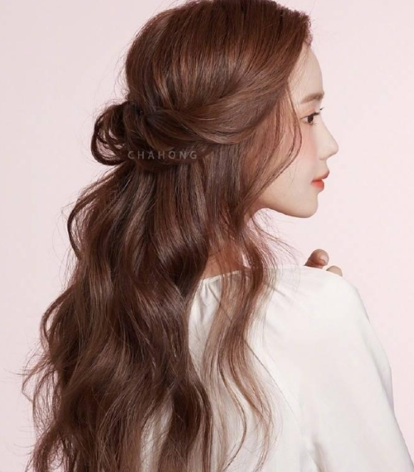 韩式扎头发图片 长发女生必备扎发 