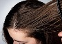 头发根部油是什么原因 头发油洗头要注意什么